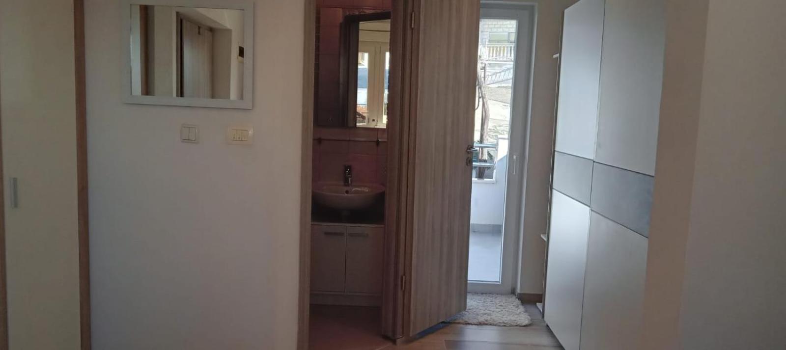 Apartment Biskupovic Dugi Rat Exteriör bild